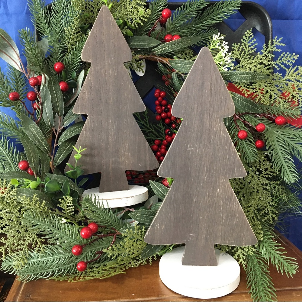 Set of 2 Wood Christmas Trees